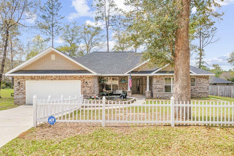 Foto principal - 6030 W Dogwood Dr