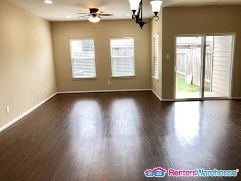 Foto del edificio - Beautiful 3/2.5 patio home