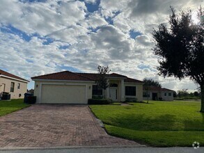 Building Photo - 404 Cinnamon Dr
