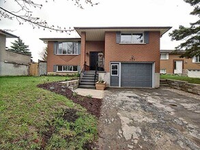 Building Photo - 365 Roselawn Pl