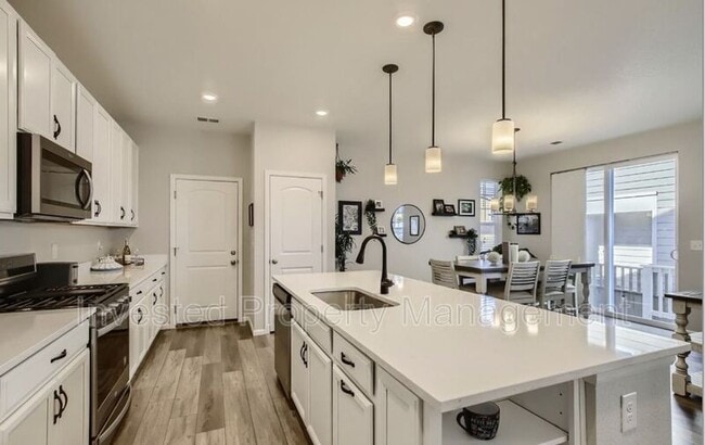 Building Photo - 2898 Low Meadow Blvd
