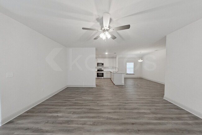 Foto del edificio - 17647 Carlisle Ave