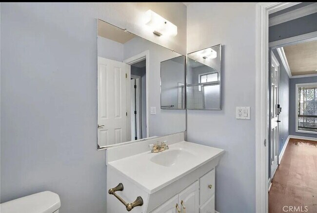 Foto del edificio - "Chic 1-Bed Apartment in Orange, CA with H...
