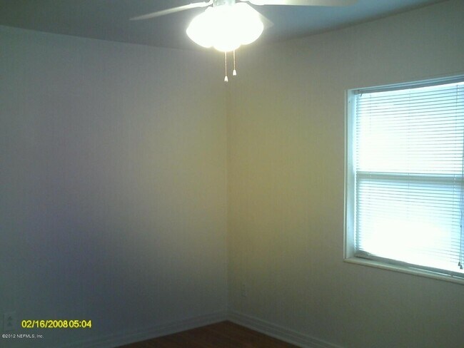 Building Photo - 2136 College St