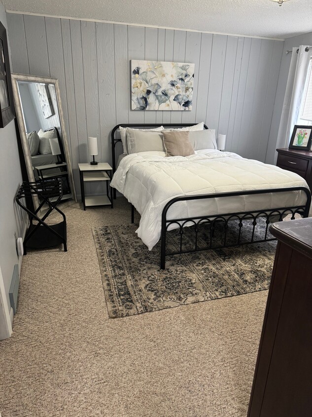 Foto principal - 2705 N 121st Ave