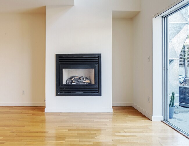 Foto del edificio - 1720 Clay St