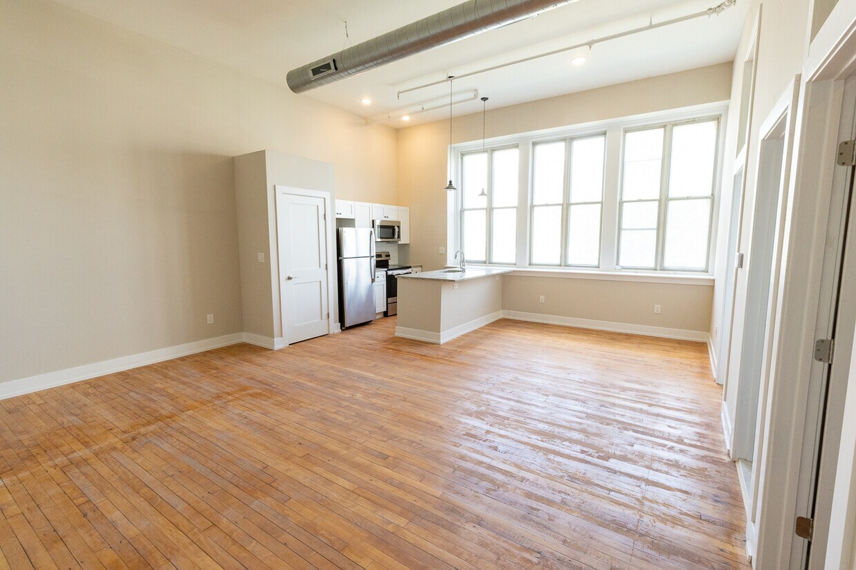 Foto principal - 2651 Buckius St
