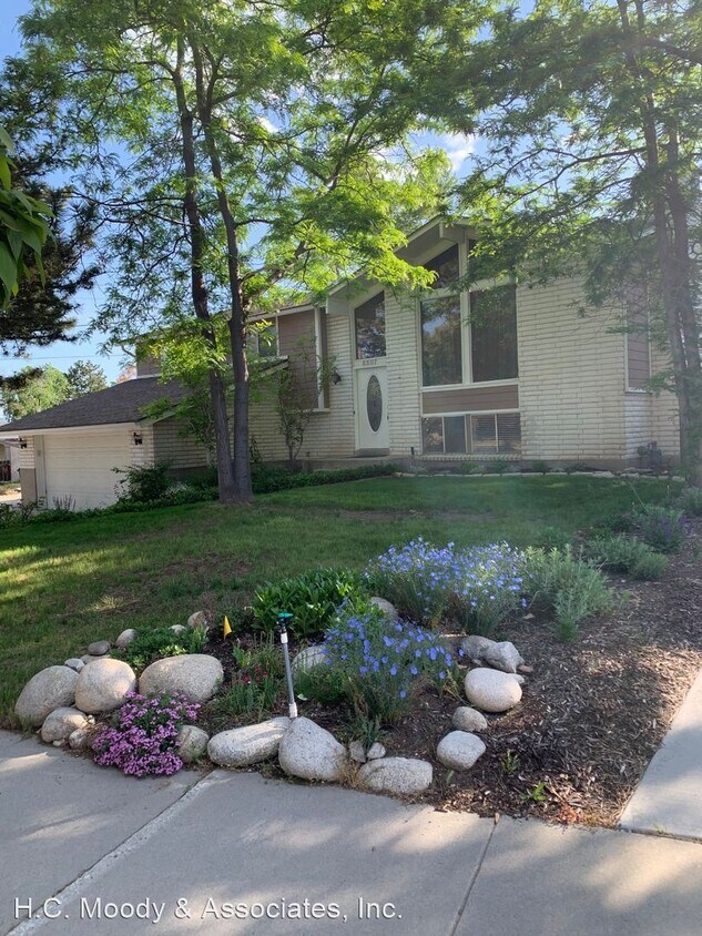 5 br, 3 bath House 8807 S. Alta Canyon Dr. House for Rent in Sandy
