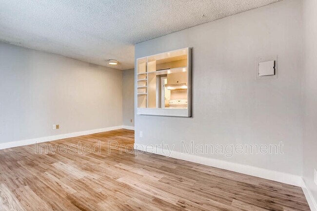 Foto del edificio - 5995 E Iliff Ave