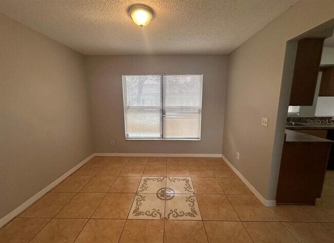 Foto del edificio - 1746 Meredith Ave