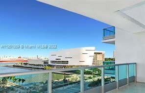 Foto principal - 2 br, 2.5 bath Condo - 900 Biscayne Blvd U...