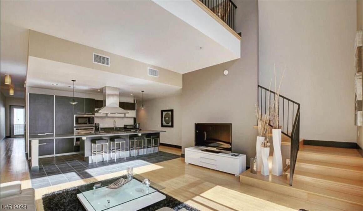 Foto principal - 2835 W Pebble Rd