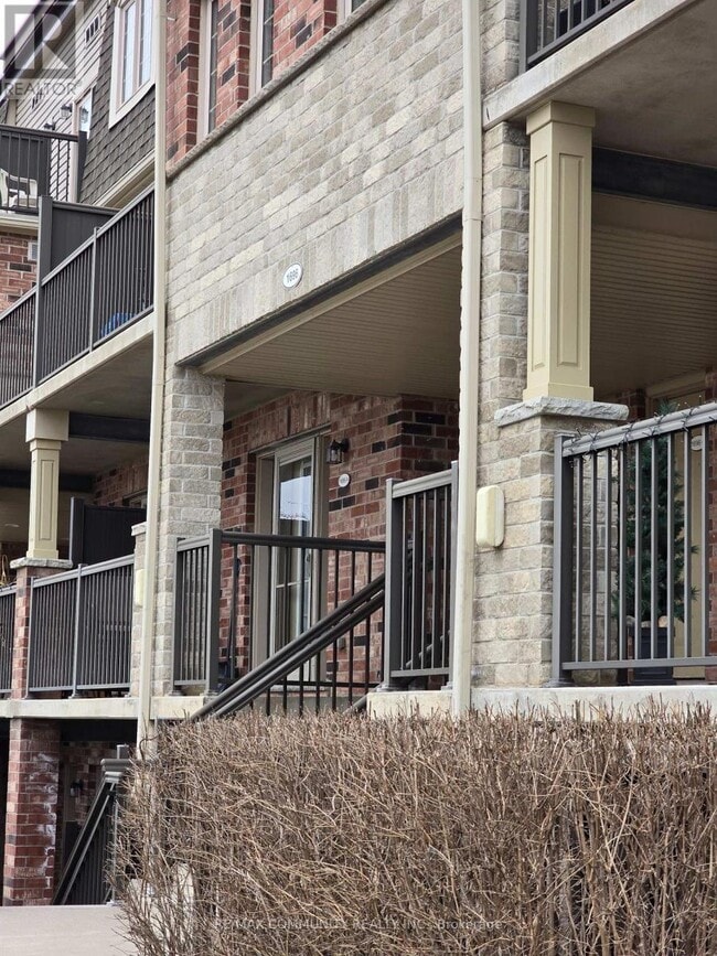 Photo du bâtiment - 1696 Fischer-Hallman Rd