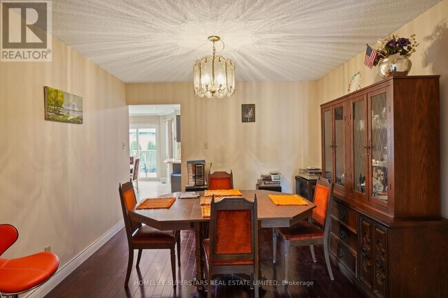 Building Photo - 4551 Guildwood Way