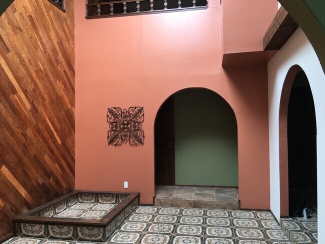 Foto del edificio - 15185 Broili Dr