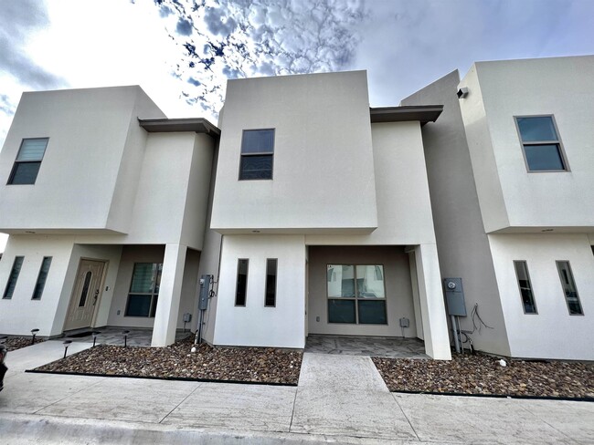 Building Photo - 4101 Blue Quail Rd