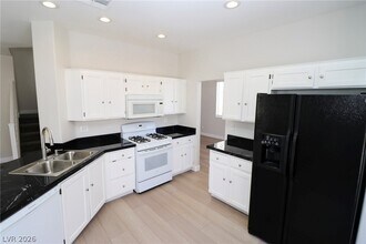 Building Photo - 9450 Spellman Ct