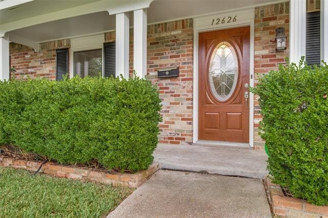 Building Photo - 12626 High Meadow Dr