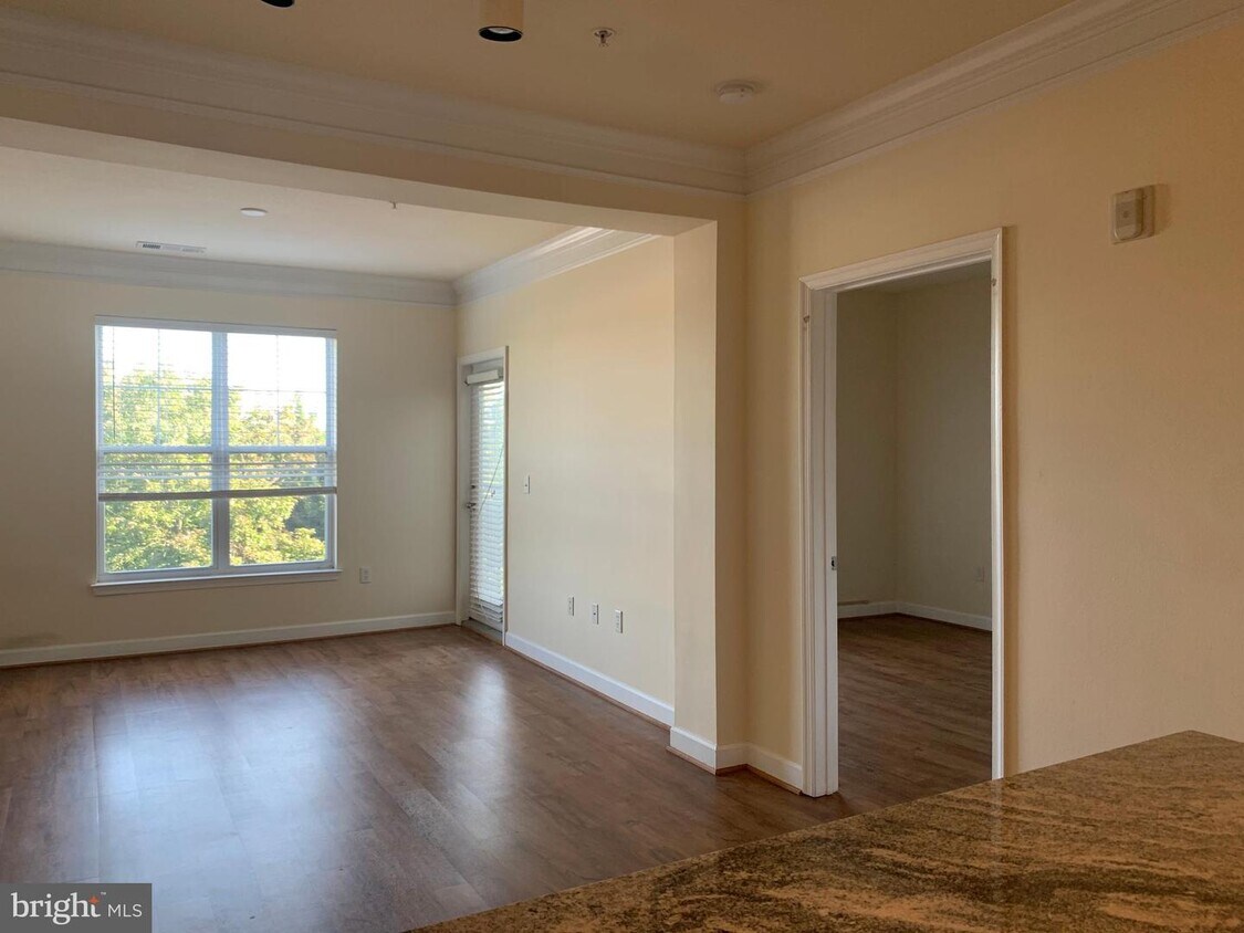 Primary Photo - 501 Hungerford Dr