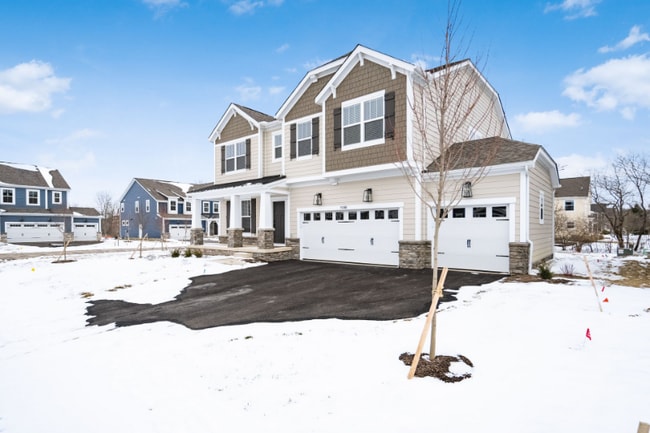 Building Photo - 7088 Gorden Dr