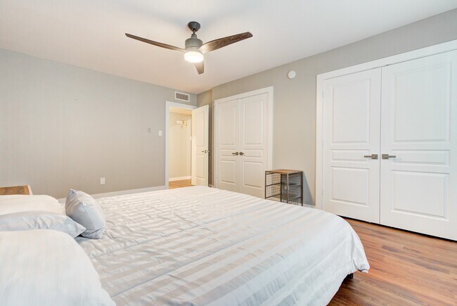 Building Photo - 2701 Bellefontaine St