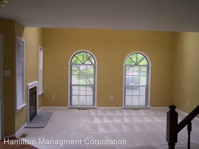 Building Photo - 3 br, 2.5 bath House - 3006 Cornell Court