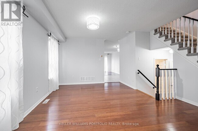 Building Photo - 7160 Waldorf Way