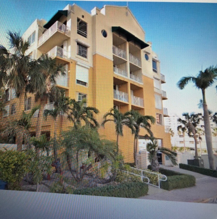 2642 Collins Ave, Miami Beach, FL 33140 Condo for Rent in Miami Beach