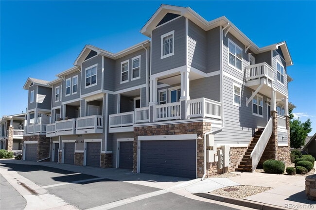 Photo - "Spacious 4-Bedroom Townhouse with Granite Finishes & Cozy Fireplace in Parker, CO!"