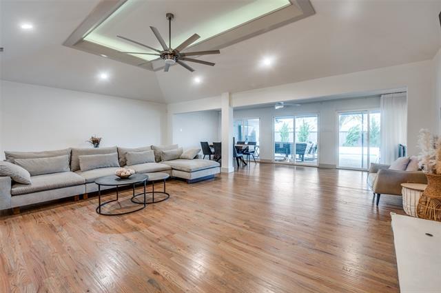 Foto del edificio - 6616 St Anne St