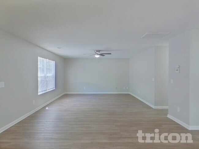 Foto del edificio - 241 Cape Jasmine Way