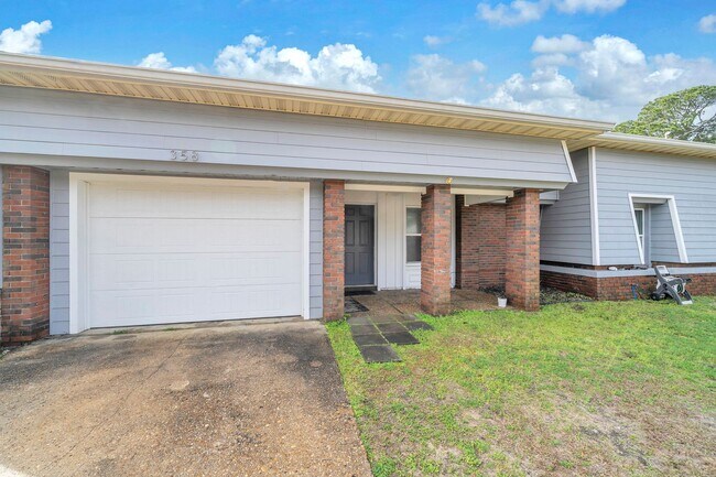 Building Photo - 358 Kepner Dr NE
