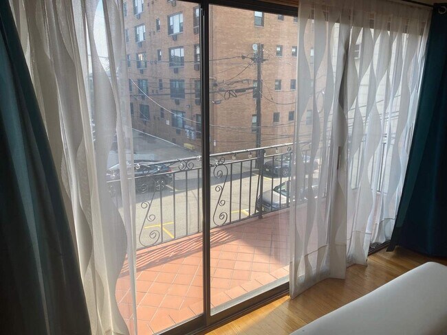 Foto del edificio - 11 68th St