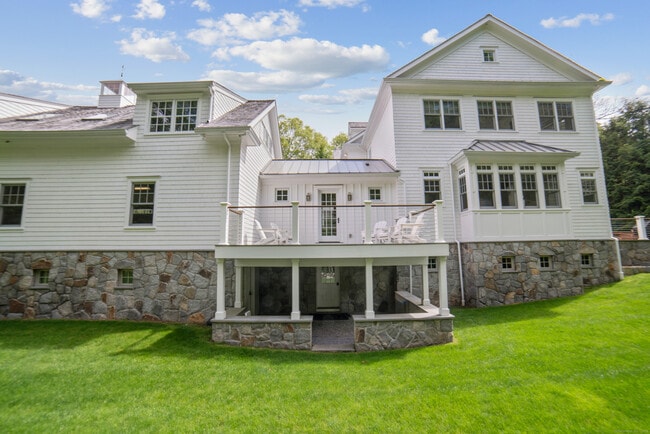 Building Photo - 1 Connors Ln