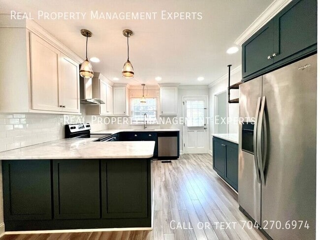Building Photo - 1415 Jodhpur Ct