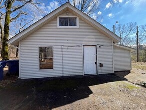 Building Photo - 5031 Hwy 51 S