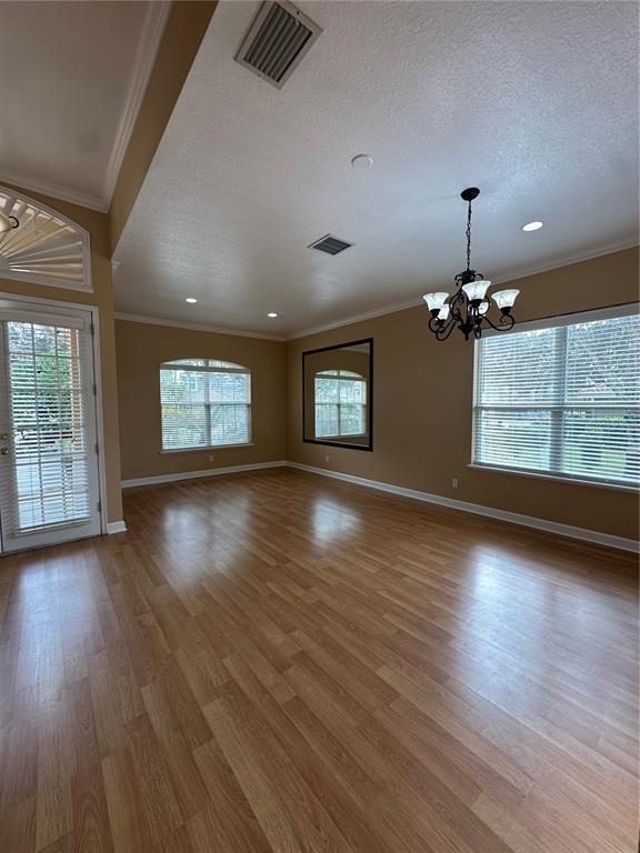 Foto del edificio - 7729 Aralia Way