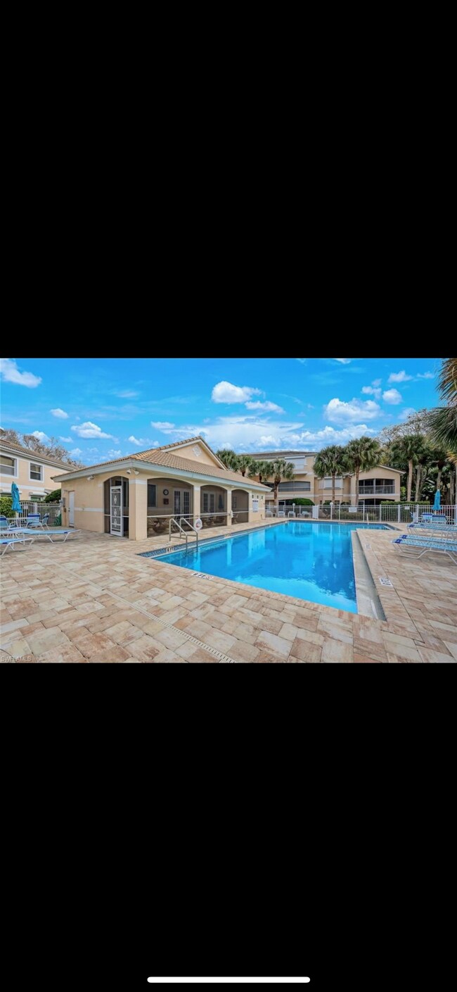 Foto del edificio - 1018 Woodshire Ln