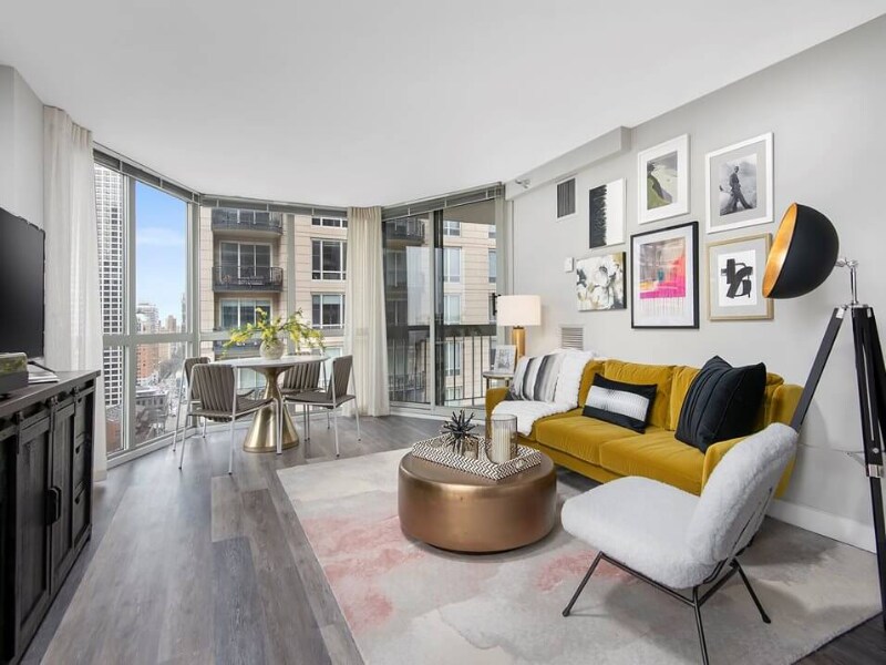 Foto principal - 1000 N State St