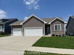 Primary Photo - 4 br, 3 bath House - 655 SE Tallgrass Ln