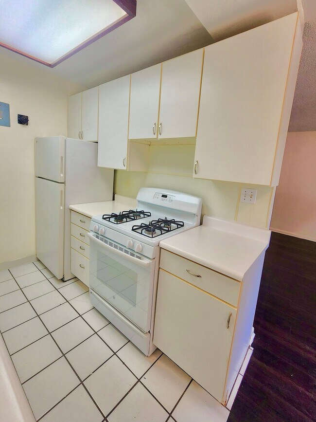 Foto del edificio - 801 N Dahlia St