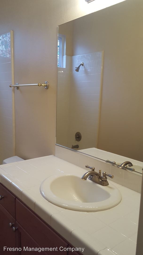 Building Photo - 4 br, 3 bath House - 5804 W. Chennault Ave.