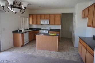Building Photo - 5613 Clotidle Soupert Ct