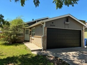 Building Photo - 2684 Susan Dr