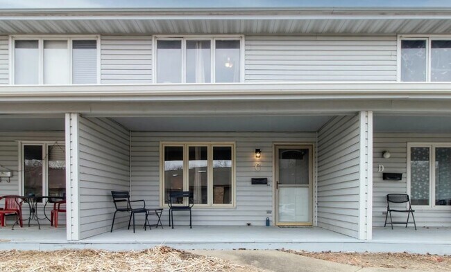 Foto del edificio - 1709 Rockingham Dr