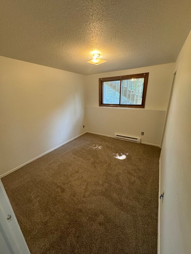 Foto del edificio - 907 Wood Ave