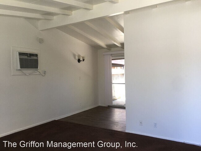 Foto del edificio - 560 E Oakland Ave