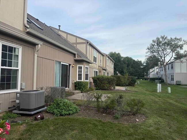 Foto del edificio - 1477 Garnet Cir