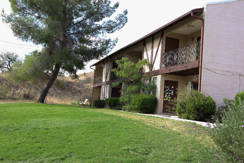 Foto principal - 797 W Mesa Verde Dr