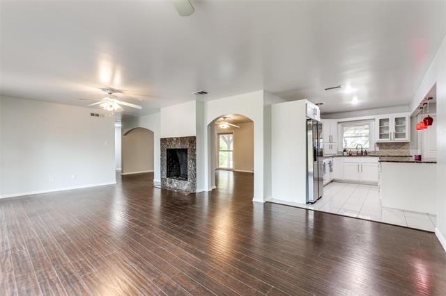 Foto del edificio - 6415 Preston Crest Ln